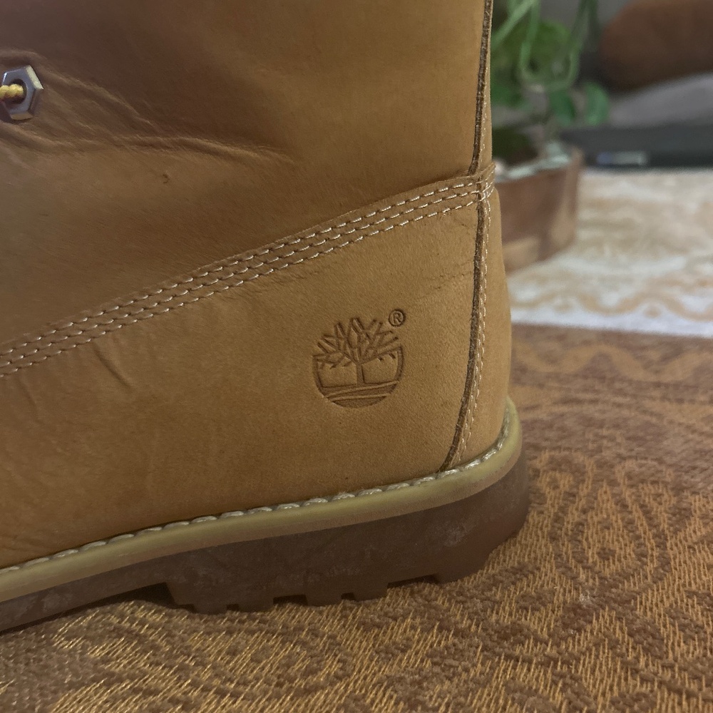 Timberland - Picture 2 of 3